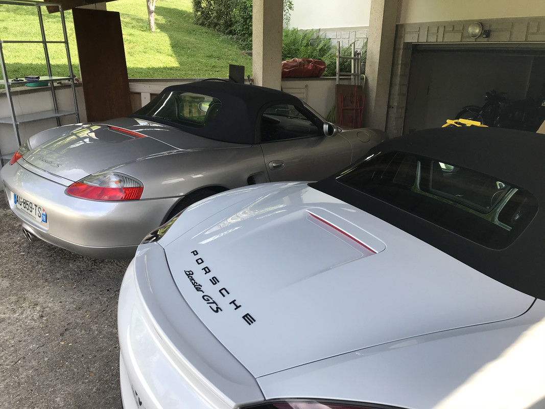 11EA695F-ED5C-467A-8301-E2BE99555119