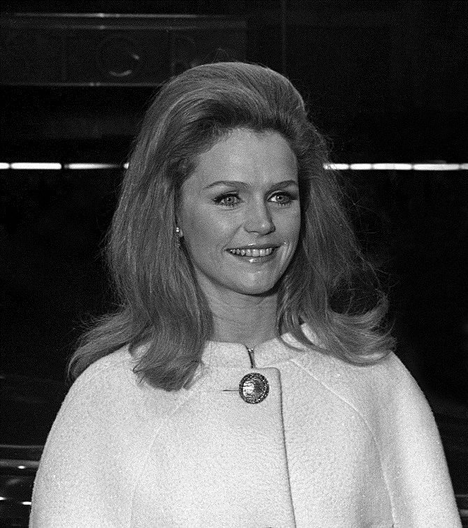 Lee_Remick_c96