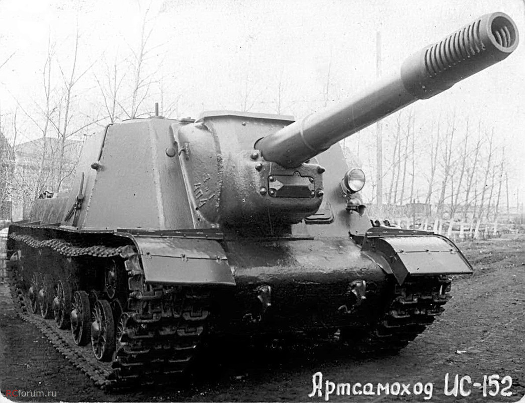 ИСУ-152 1