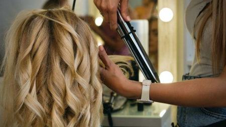 The Secrets to Curling With A Flat Iron -Quick & Easy Curls