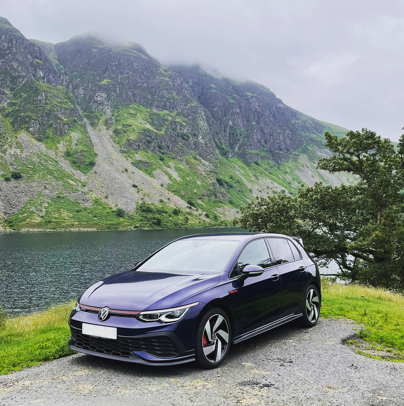 94581327-840E-44FD-8665-1FD6F31E1013