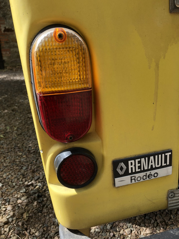 0195E032-B462-4F28-9670-49600D54B2B5