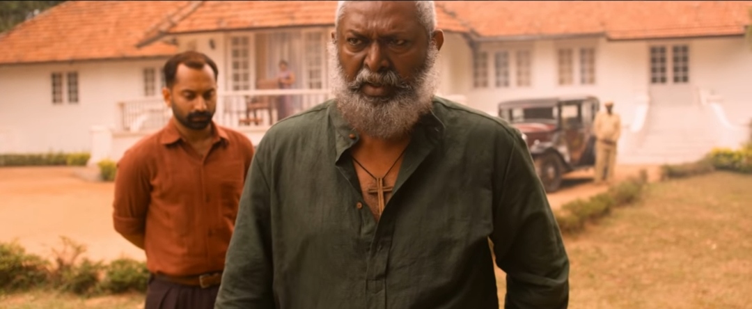 Iyobinte Pusthakam Movie Screenshot
