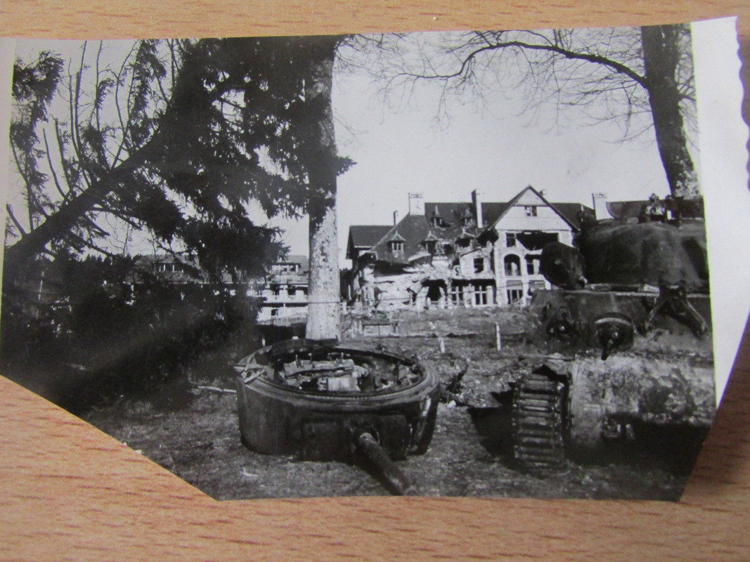 abgeschossener amerikanischer Panzer Sherman Crailsheim Württemm