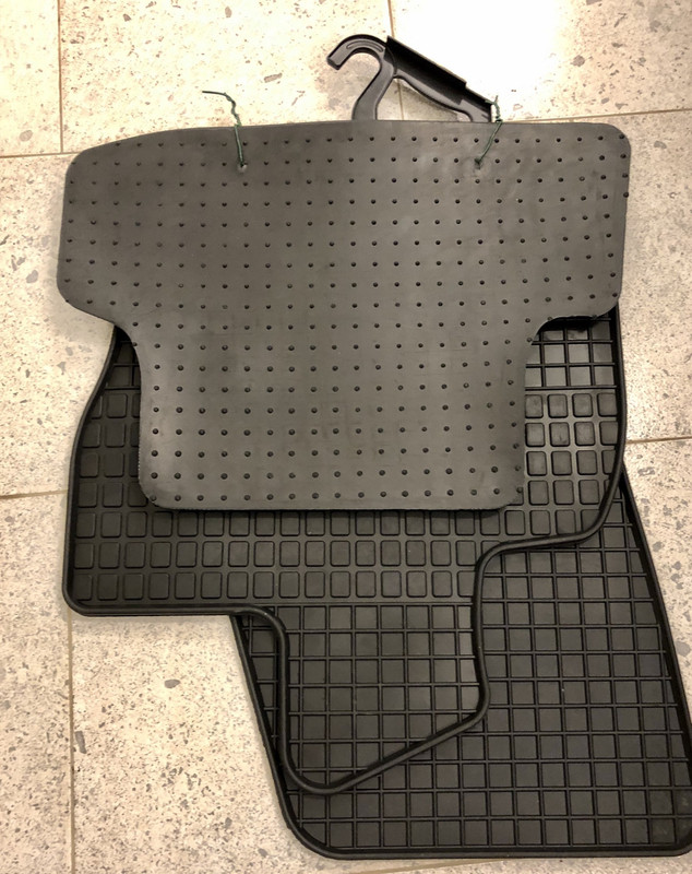 9929CB4F-A44E-47F4-901F-CFD4CF461E27