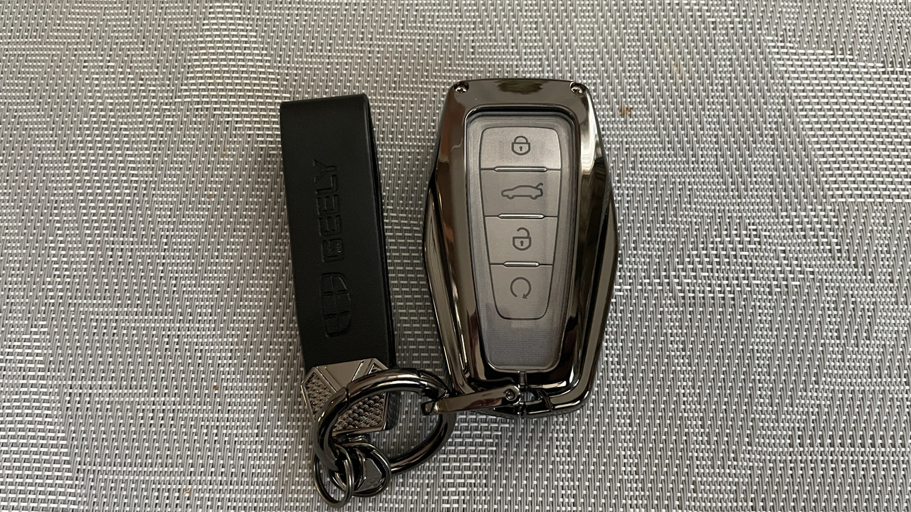 F58A3319-9147-444B-9A38-FBD4B0E2AECD