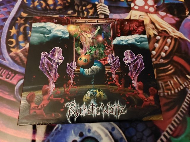 psychotic-waltz-bleeding.jpg