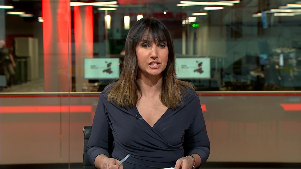01.15 - 18.30.00 - BBC Wales Today. News and weather from BBC Wales. ....ts_snapshot_14.38.505