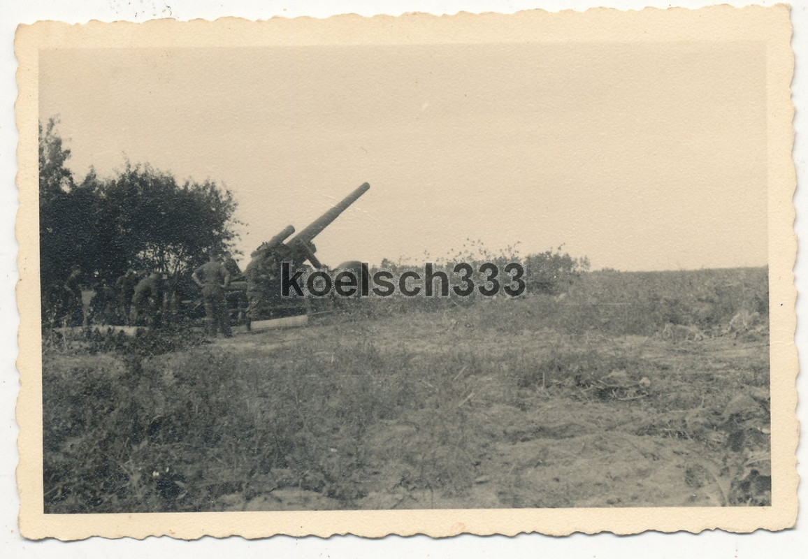 Foto 21cm Mörser Artillerie Geschütz der Wehrmacht in Feuerstellung im Osten ...