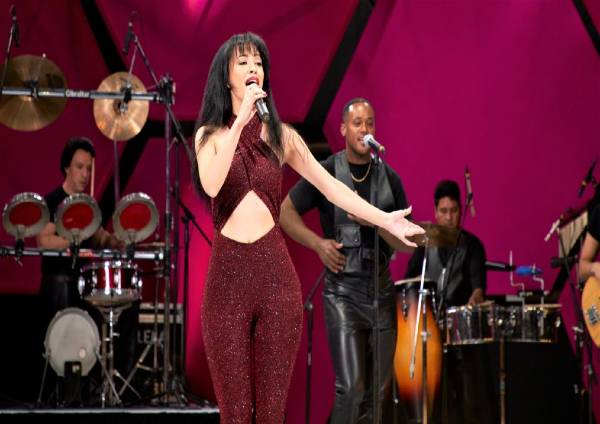 Selena The Series (2021) Season 2 Episode 9 Selena The Series (2021) Season 2 Episode 9