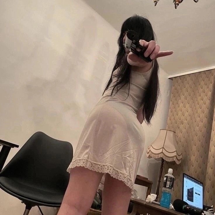 юные видео телеграмм. селфи молодых девушек. девочки перед веб камерой. юные видео телеграмм. малолетний перископ.