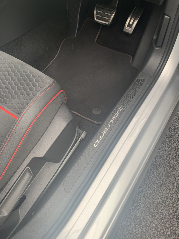 6CE4A241-386A-4DBB-9D27-B44988E1BD08