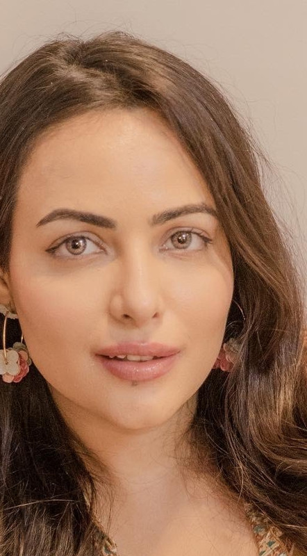 Picsart_24-02-11_13-39-15-727