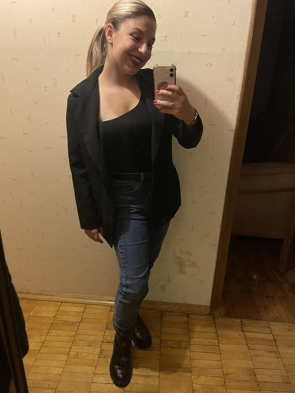 12BE9E70-01B3-4A0E-B60D-8228D6EE2731