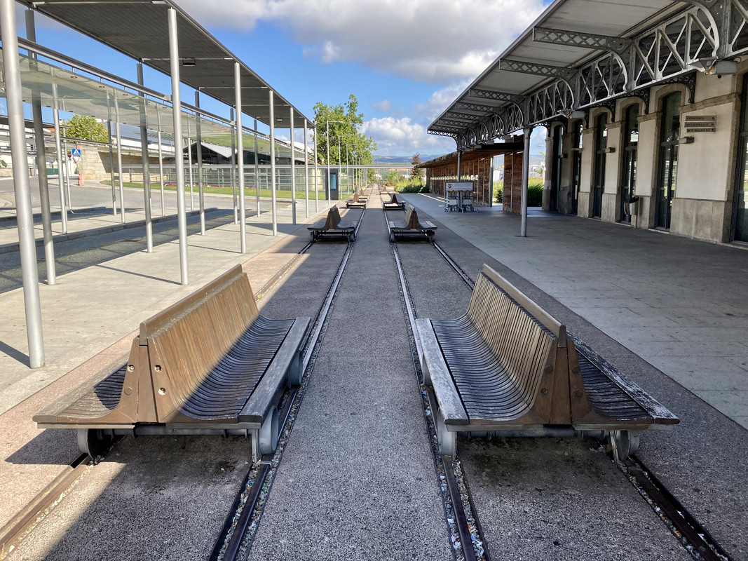 1277892B-6C8A-45FE-8BC0-A21F71836FEB