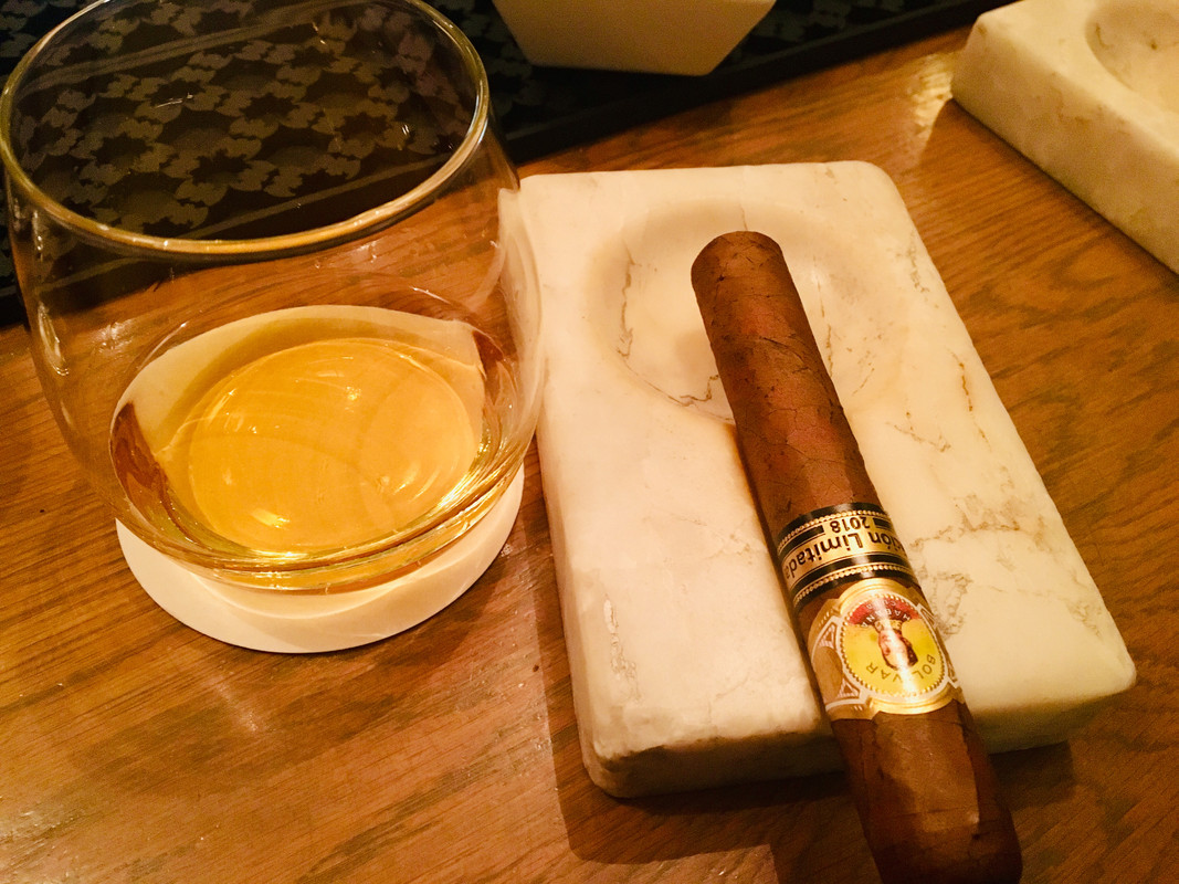 AF097694-6ACA-4C56-AFB2-FC5C532B9F8B