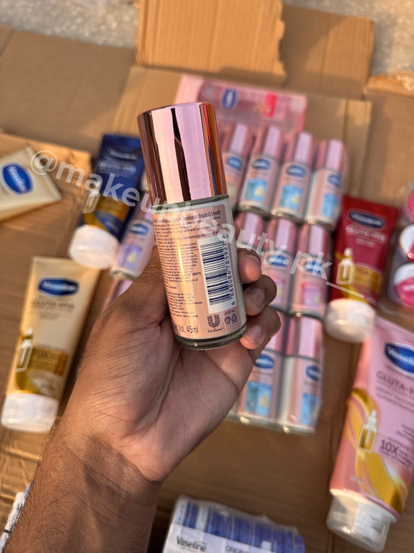 Vaseline GlutaGlow Bright & Smooth Serum Deodorant Ampoule 45 ML - image 2