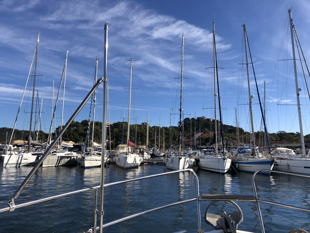 BB78C9B4-A9AA-4159-93BD-1C98820D66C3