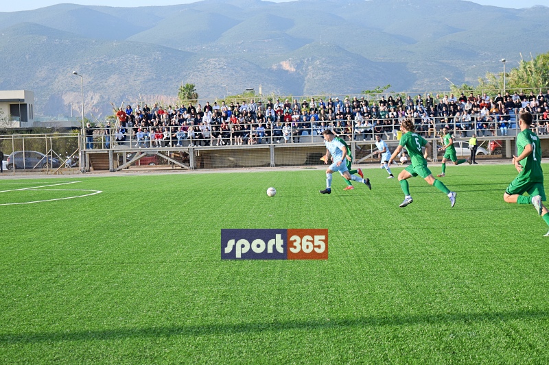 , &Tau;&omicron; &phi;&omega;&tau;&omicron;&rho;&epsilon;&pi;&omicron;&rho;&tau;ά&zeta; &tau;&omicron;&upsilon; &tau;&epsilon;&lambda;&iota;&kappa;&omicron;ύ &Epsilon;&rho;ά&nu;&eta;-&Pi;&alpha;&nu;&theta;&omicron;&upsilon;&rho;&iota;&alpha;&kappa;ό&sigmaf; (&phi;&omega;&tau;&omicron;)