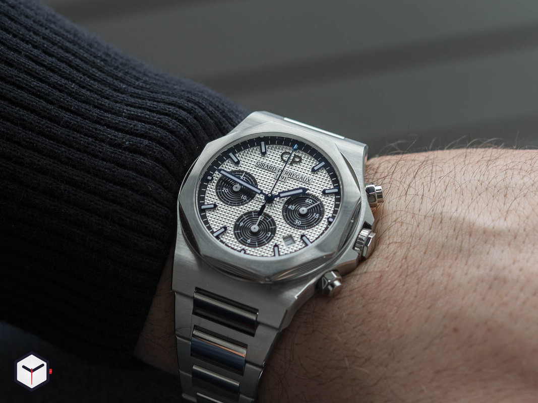 81020-11-131-11a-girard-perregaux-laureato-chronograph-42mm-6