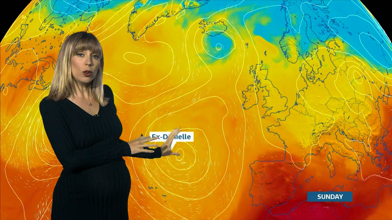 ITV Evening News_20220909_19302025.ts_snapshot_20.36.977