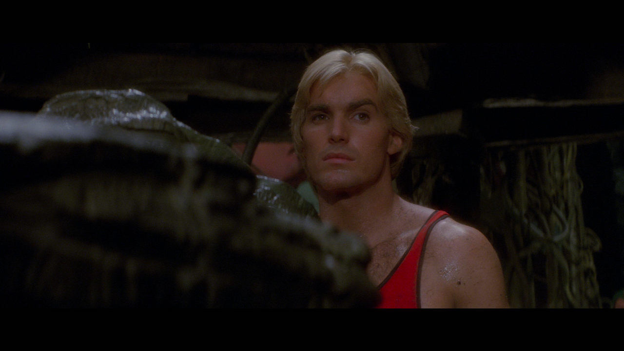 Flash Gordon.mkv_snapshot_01.06.51_[2020.08.19_21.41.22]