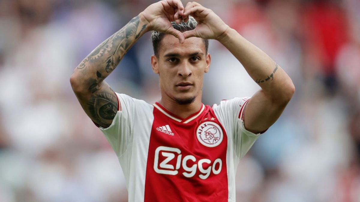 Paga Manchester United 100 millones de euros; ficha a Antony Matheus