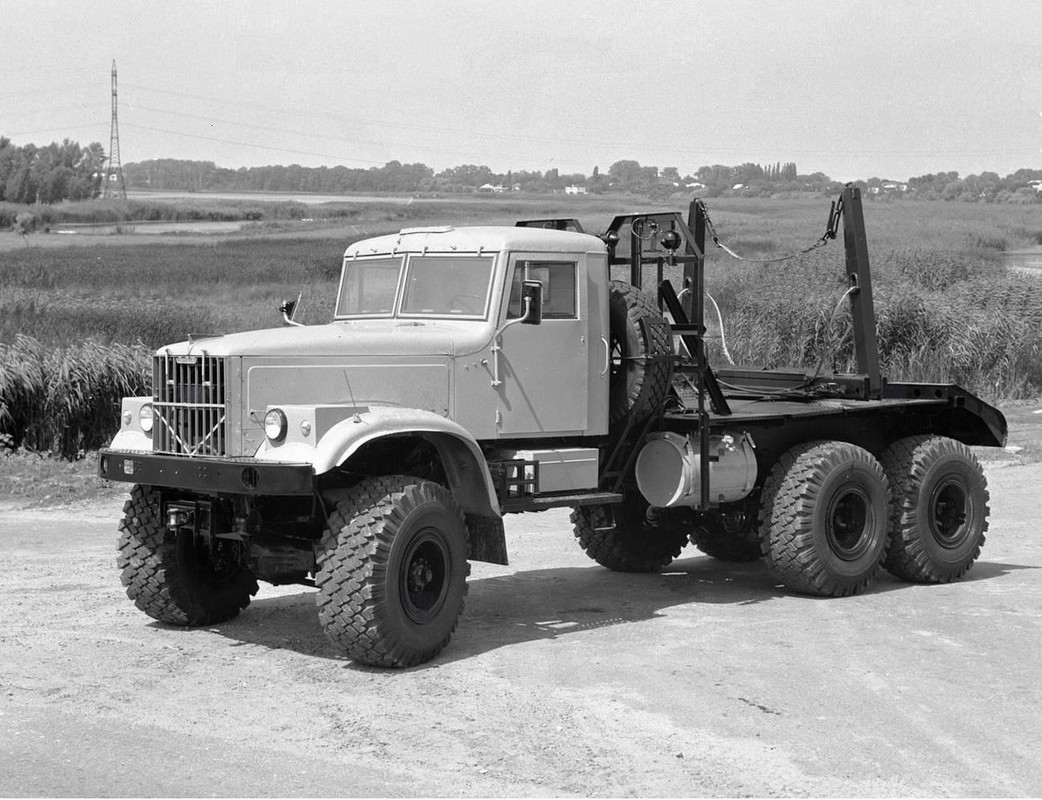 this-kraz-255l1-new-timber (3)