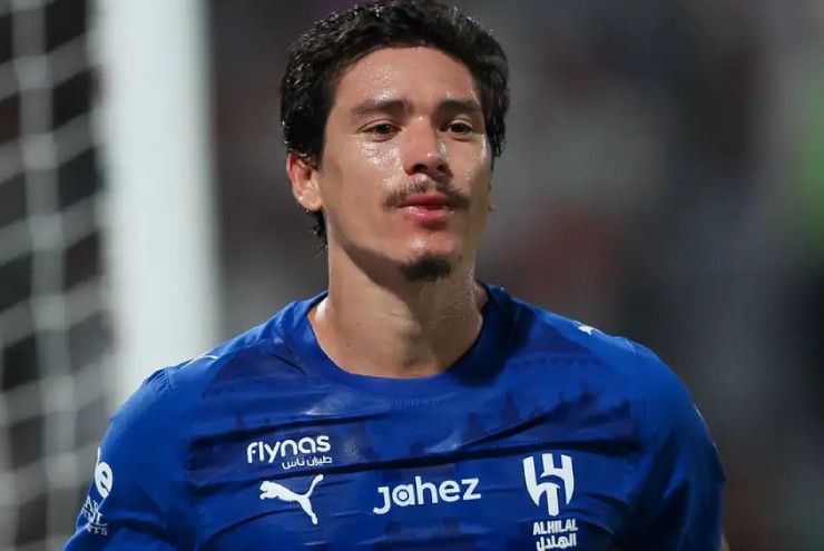 Nunez từng có giá 100 triệu euro rơi cảnh khốn khổ, bị đại gia Al Hilal bỏ rơi