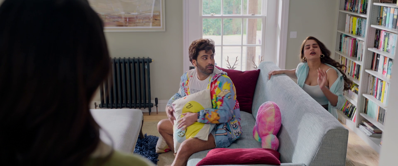 vlcsnap-2025-03-08-20h32m32s585