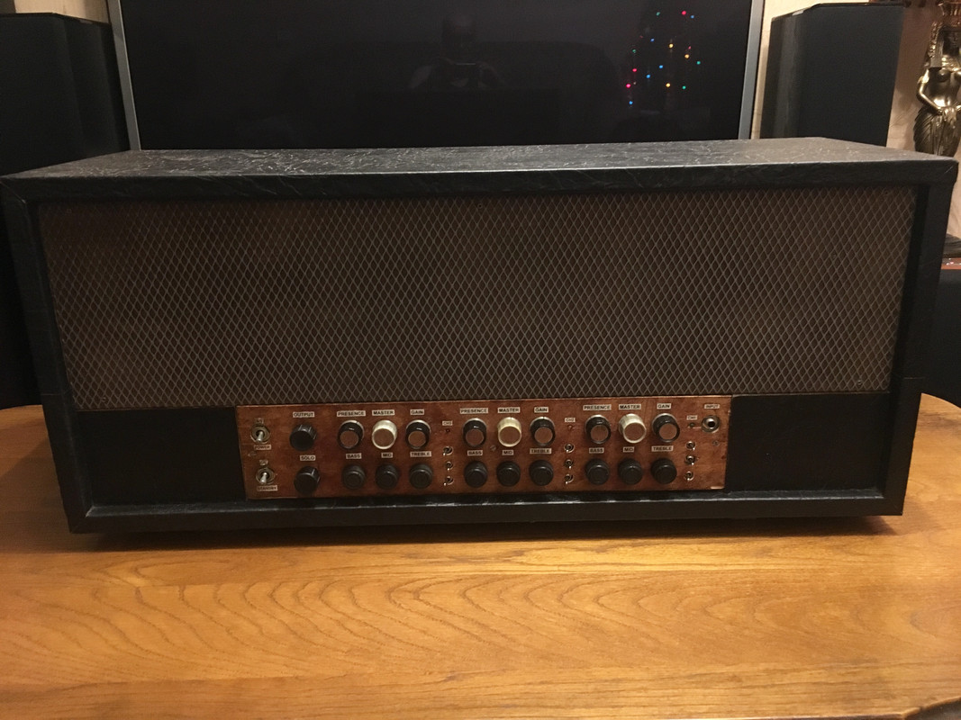 Корпус лампового усилителя - передняя часть