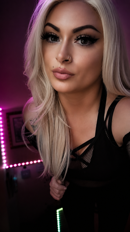 Mia