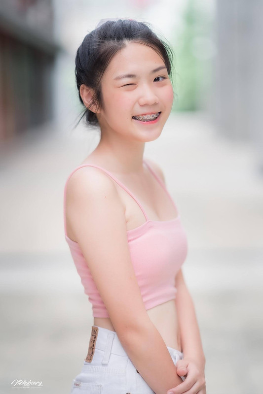 053A6D98-3B75-4D54-A896-F7A14B69F079