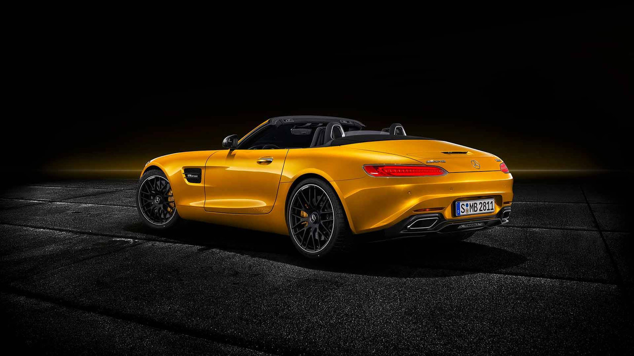 Mercedes-AMG GT S Roadster (8)
