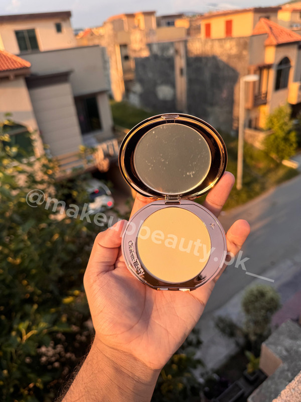 Charlotte Tilbury Airbrush Flawless Complexion Perfecting Travel/Gift Set . - image 4