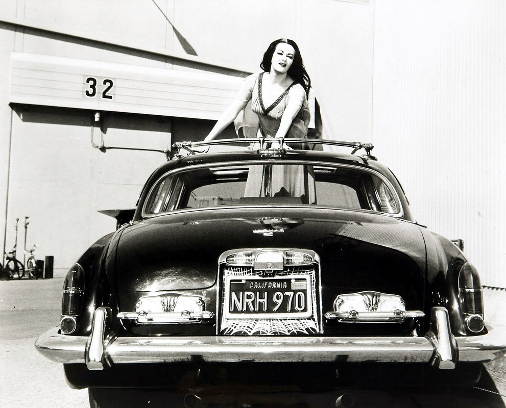 Yvonne_De_Carlo_c03