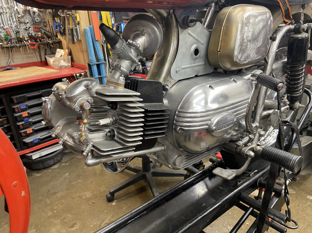 4CDC1CE6-F15E-4420-88C9-FFFBD323CB7E