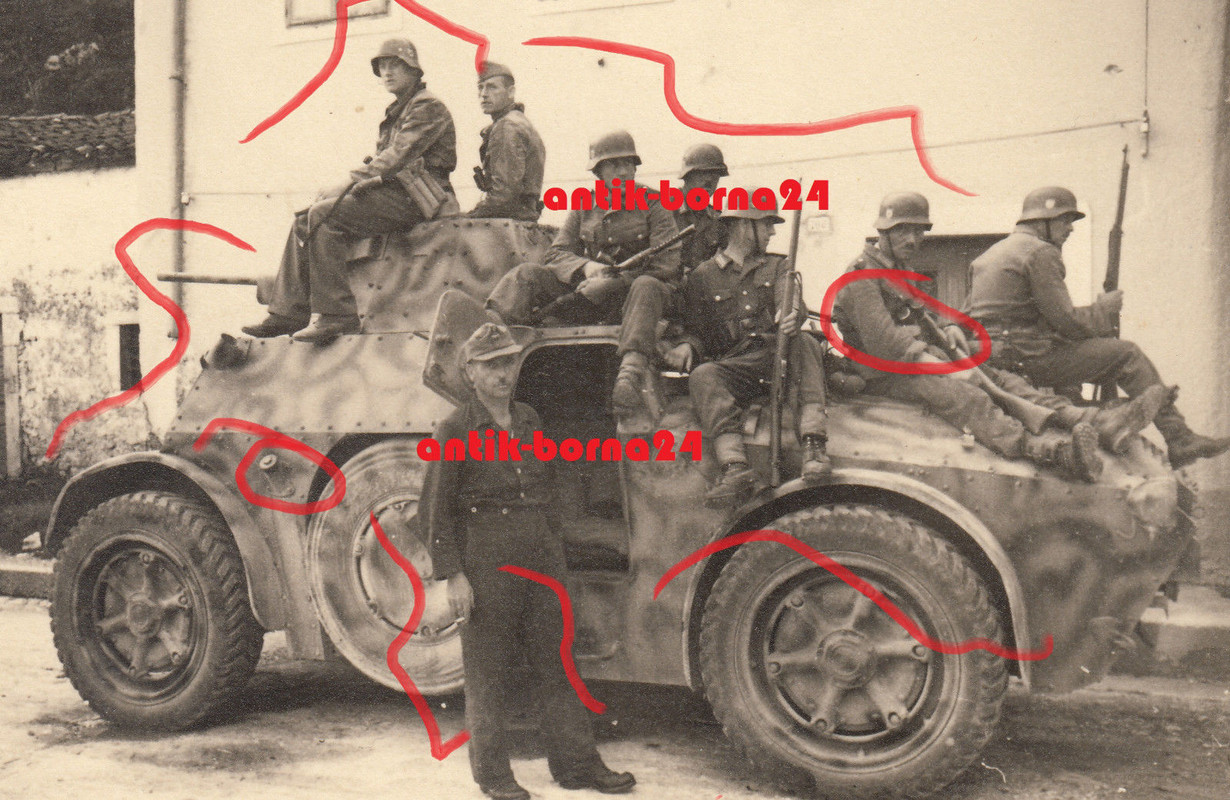 Foto Polizei Btl. Italien Beute Spähwagen Autoblindo AB-41 Parti