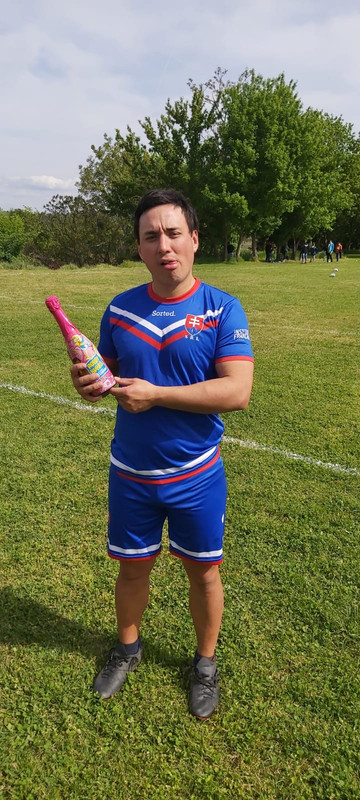 Charlie-pink-bottle-02