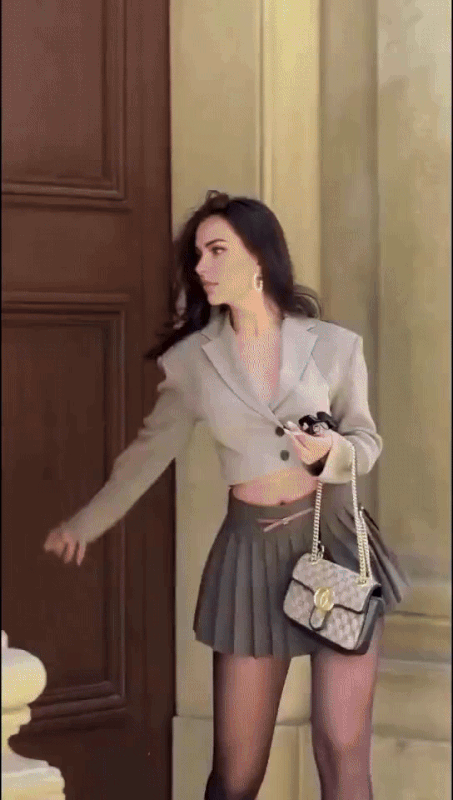 ezgif-5-b406865156.gif