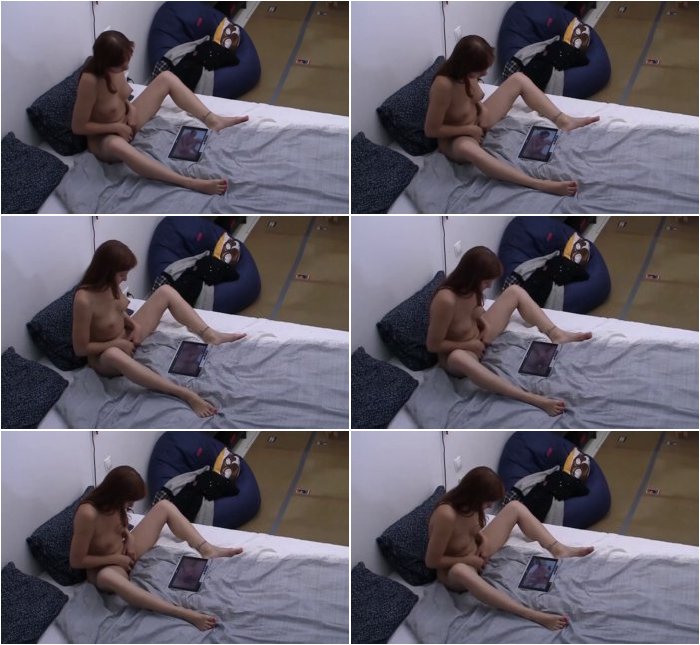 Rubbing-College-Masturbating-Naked-Voyeur-Watching-Porn-3.jpg