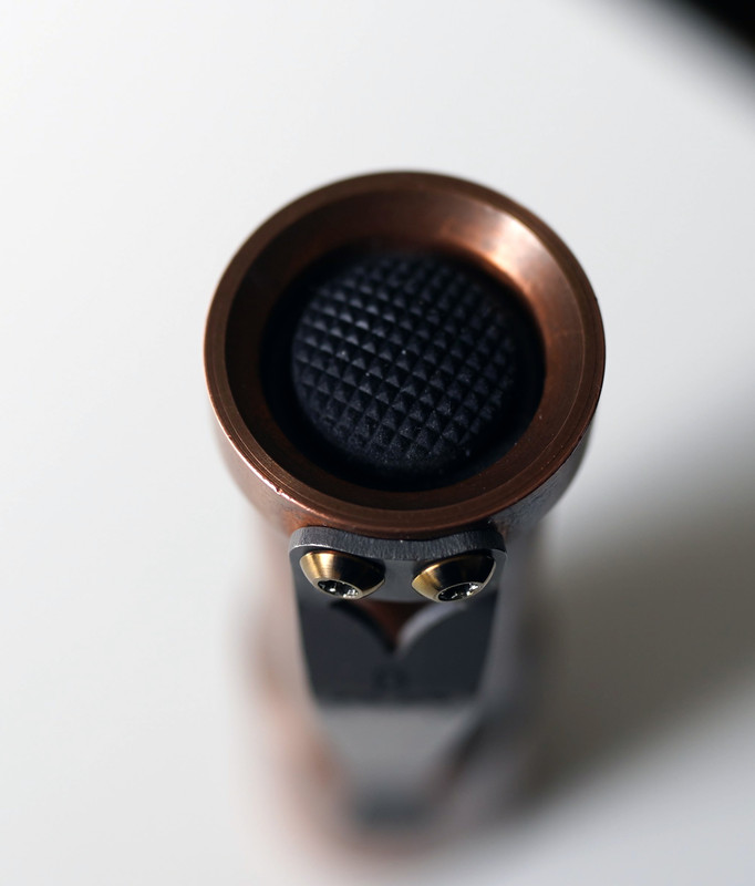 Huckleberry CWF Dragon Copper Custom Blue Second 5000k (2)