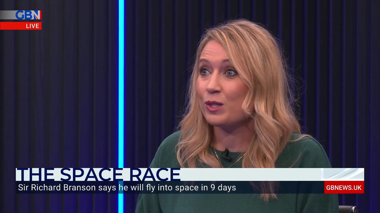 Space race Branson and Bezos will fly to space.mp4_snapshot_06.27_[2021.07.02_23.15.58]