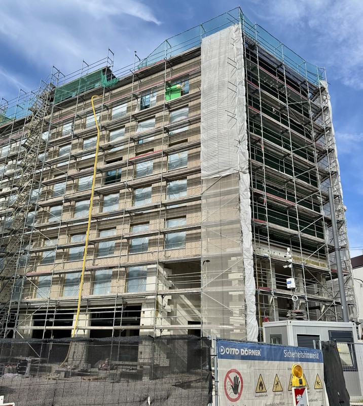 4C782791-4967-4628-BC83-2C74F7C2AE65_1_201_a