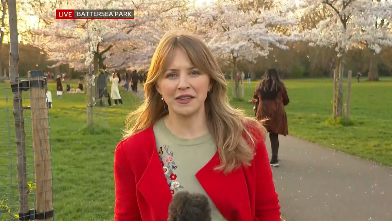 BBC London News_20230404_18301855.ts_snapshot_23.14.071
