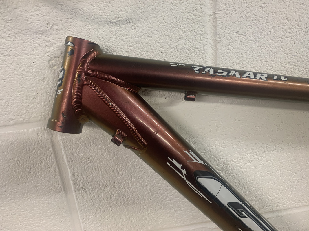 23E94BF2-82CC-457D-A61D-9D53F87A27F8