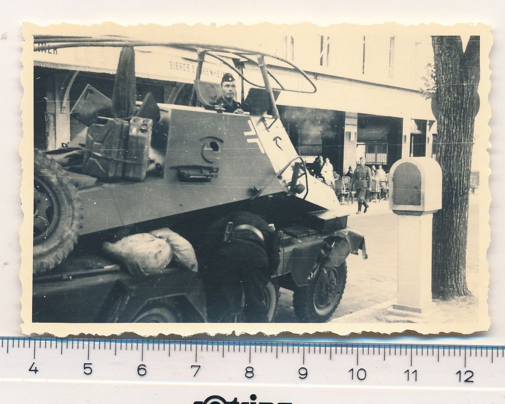 SUPER FOTO 2.WK Panzerspähwagen1