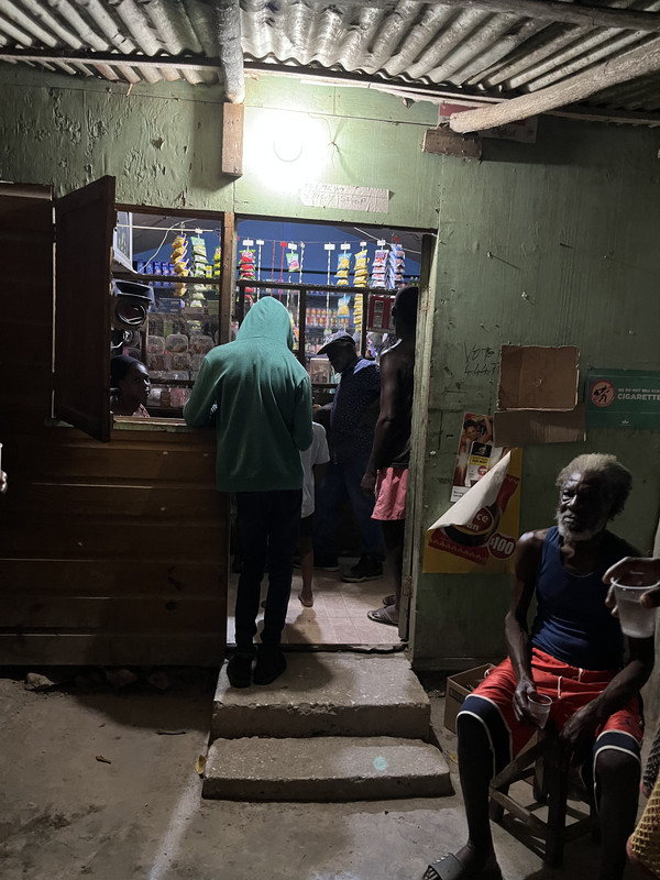 765E9EBC-77CB-4856-94B7-965090710308