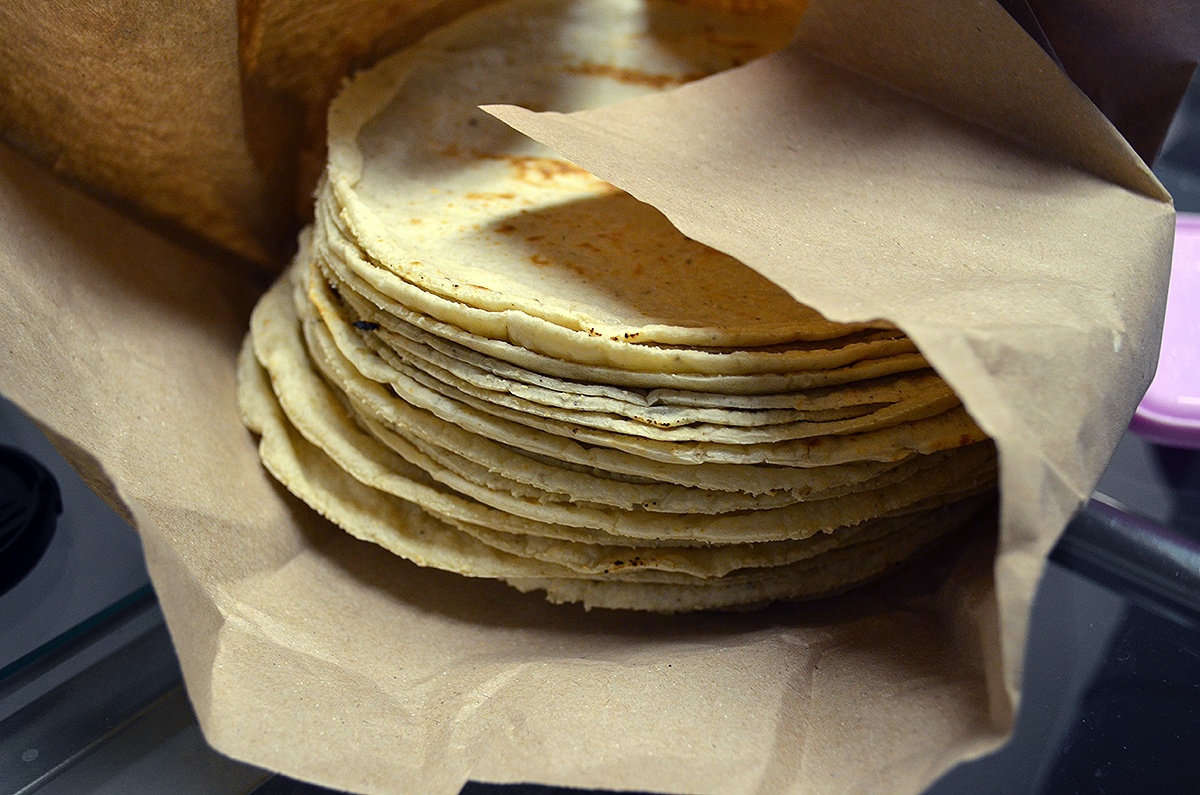 PRD pide a Hacienda que subsidie la tortilla para que kilo cueste 10 pesos