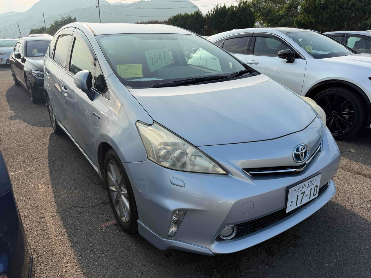 2014 Toyota  Prius Alpha G Touring 7 Seats 